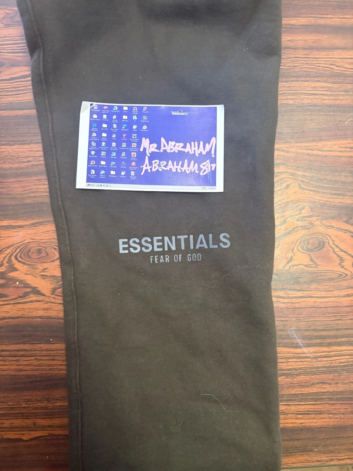 Pantalon de survêtement Fear of God FOG Essentials anthracite taille XL Supreme Bape Palace