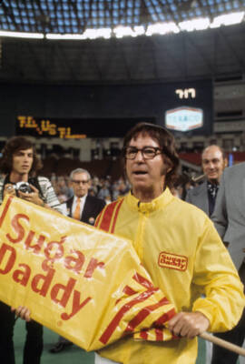 1973 BOBBY RIGGS SUGAR DADDY ADVERTISING WRISTWATCH WORKS TENNIS CANDY CHARACTER The  main image 4