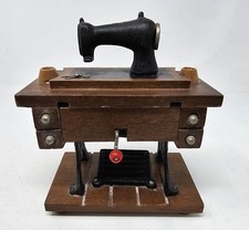 Vintage  RARE 1979 Enesco Miniature Sample Sewing Machine Hand Crank Music Box
