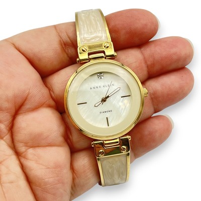 Vintage \'80s Anne Klein MOP & Diamond Face, Shimmery Enamel Goldtone Link Watch vintage dainty diamond anne klein watch – Lusty Vin main image 4