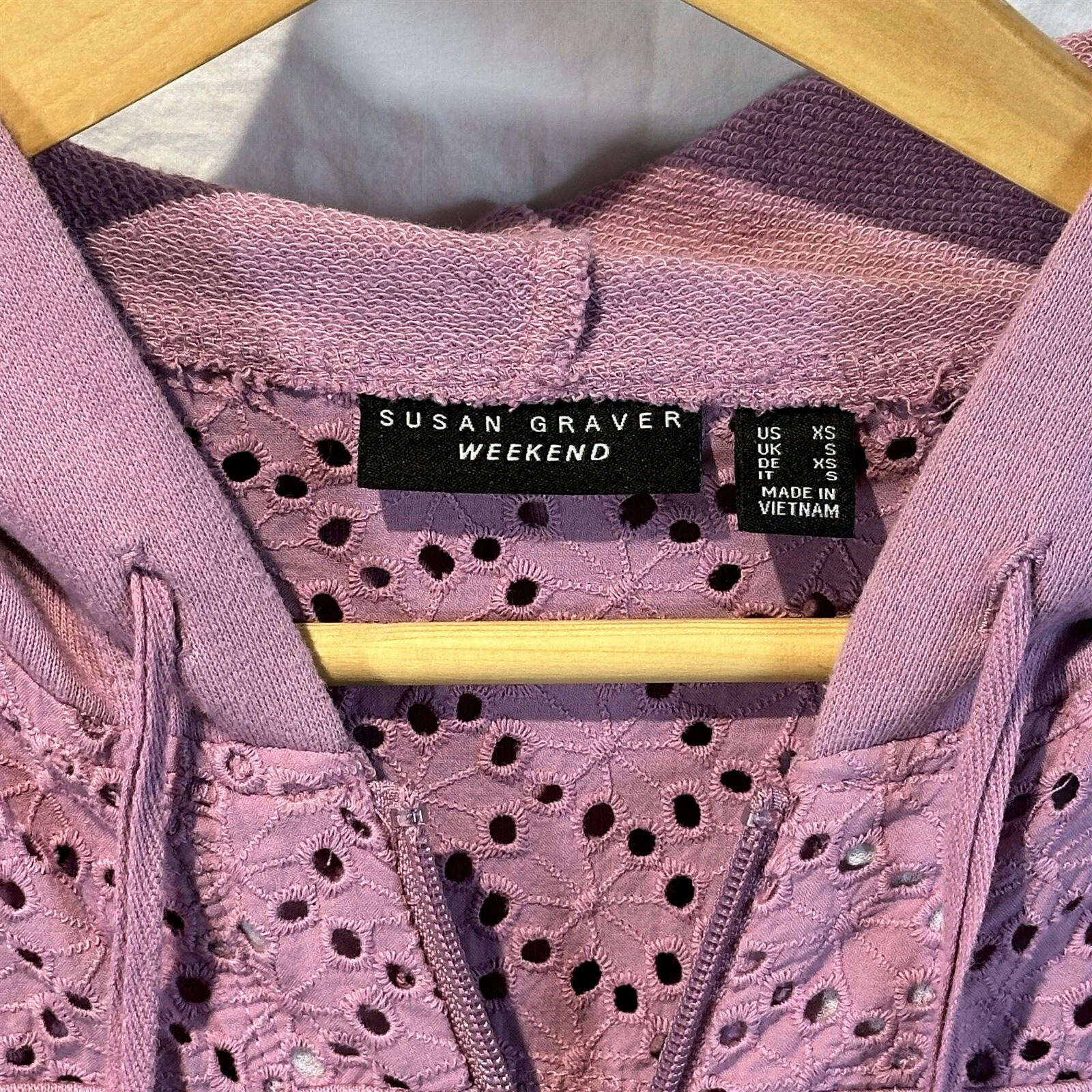 VETEMENTS Felpa donna Susan Graver Weekend taglia XS full zip con cappuccio e pizzo viola lilla