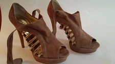 B BAKERS "Kelli" Taupe Suede w/ Gold Straps Open Toe Platform Heels Size 7.5 M