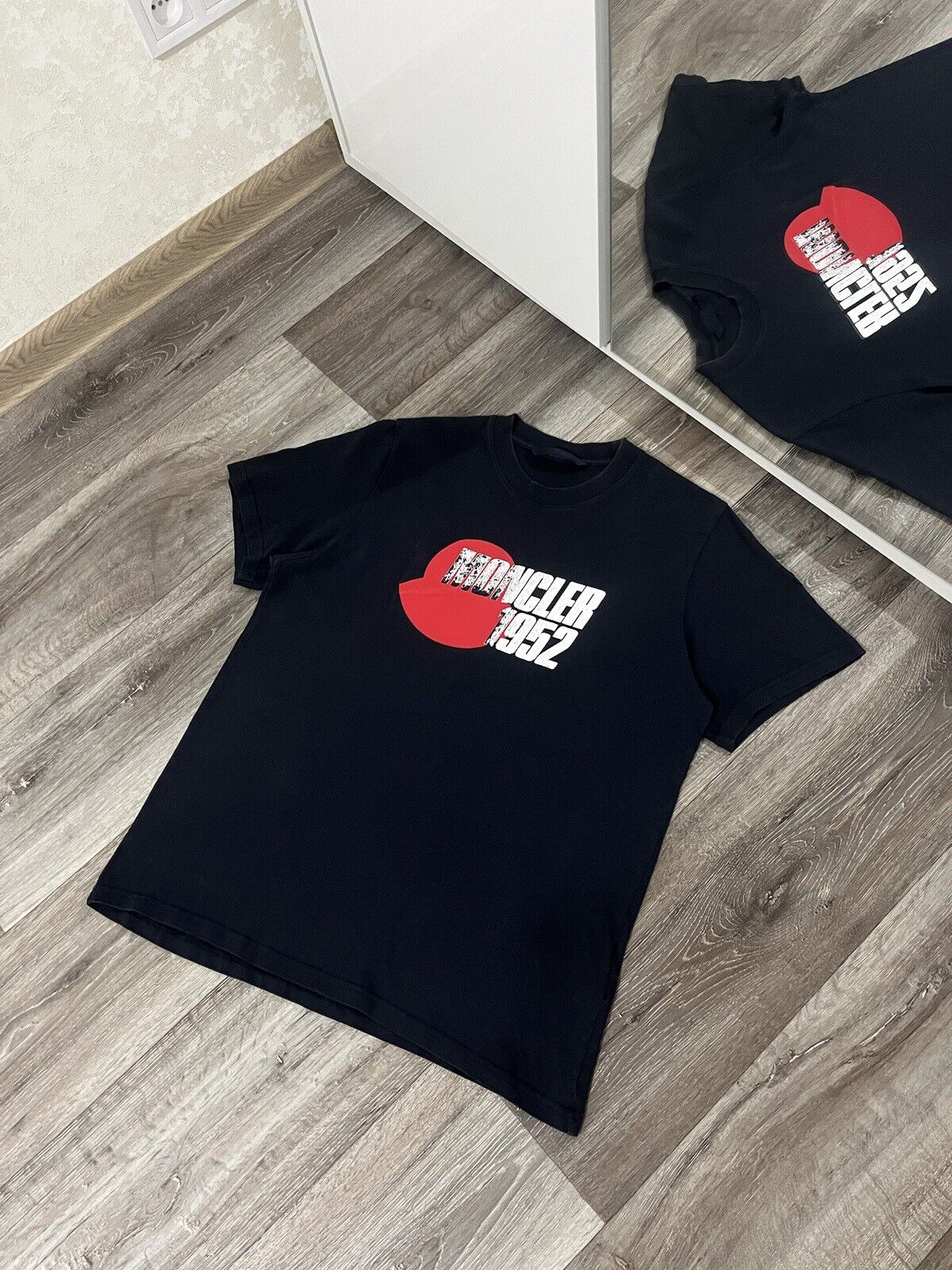 Picture 1 of 11
