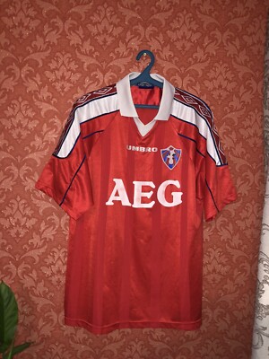 Rare Vintage Valur Football Jersey Size Xl Mens Umbro Red #10