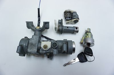 1993 - 1995 Honda Del Sol 5 Speed Cylinder Lock Set w/New Ignition and Keys