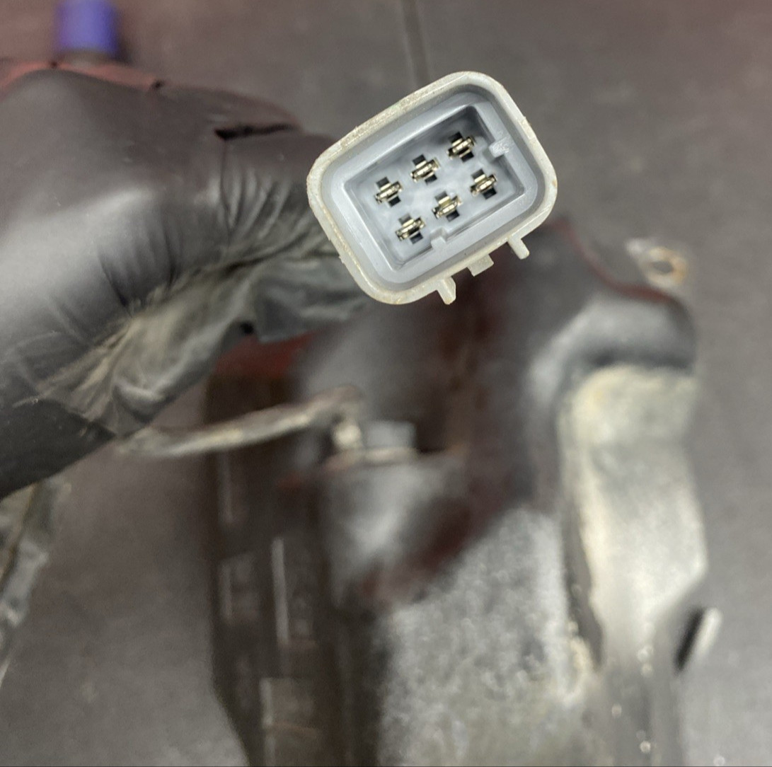 Maserati Quattroporte 2003-2012 Washer fluid P/N 980139432