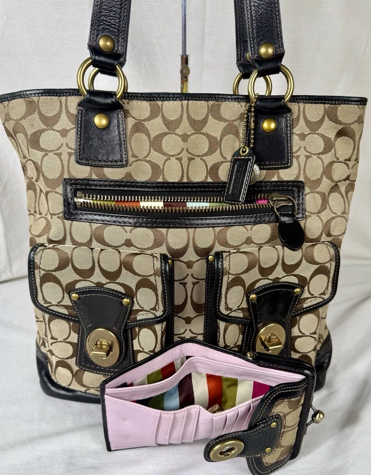 😎😎😎VTG COACH 3PC GIGI 65th  ANNIV TURNLOCK LG TOTE WALLET & DUST BAG 11144 - Image 4 of 4
