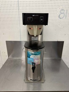 Used Bunn 36700.0013 TB3Q 3 Gallon Iced Tea Brewer with a Dispenser 120V 3