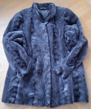 Edler Nerzmantel Gr. L / XL exzellenter Zustand Vintage Damen Jacke Pelz blau