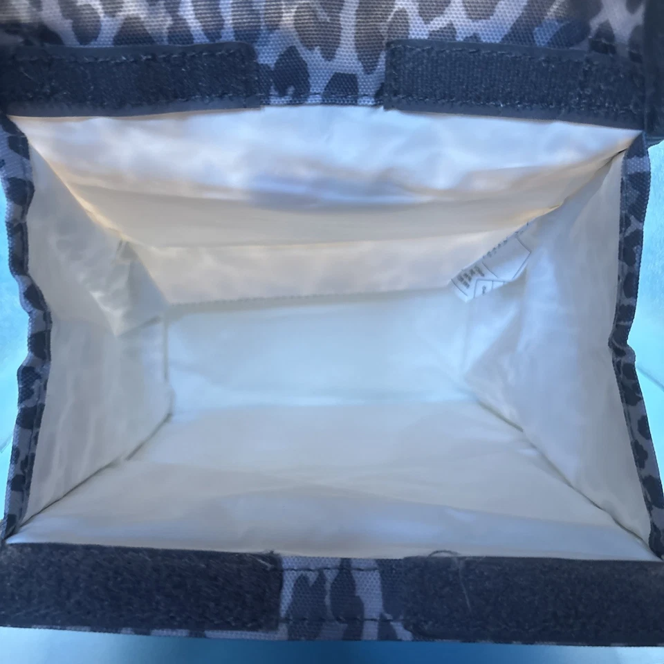 PK2 BY PACK IT Freezable FOLD & FREEZE LUNCH BAG Grey Cheetah Print - Image 2 of 4