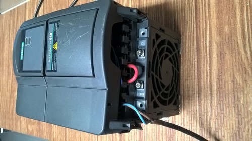 440 6SE6440-2AB22-2BA0 PLC . inverter siemens micromaster 230V 2,2KW test OK . - Picture 3 of 6