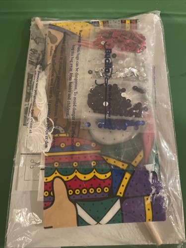Bucilla Christmas KIT Jeweled Wall Hanging Peace on Earth Three Wisemen Sequins - Picture 6 of 7