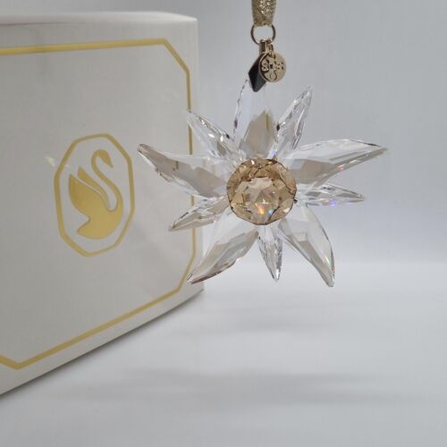 Swarovski Weihnachtsstern 2023 SCS Edelweiss Christmas Ornament 5 5651063 - Picture 1 of 6