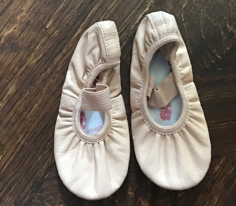 So Danca 8 1/2 SD69 Girls Bella Pink Ballet Slippers Leather Shoes Euc