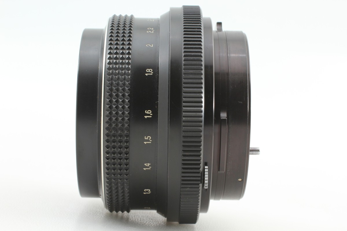 Pentacon Six TL 6x6 Medium Format Camera Jena 80mm f/2.8 Pentacon Six TL 6x6 Medium Format Camera Jena 80mm f/2.8