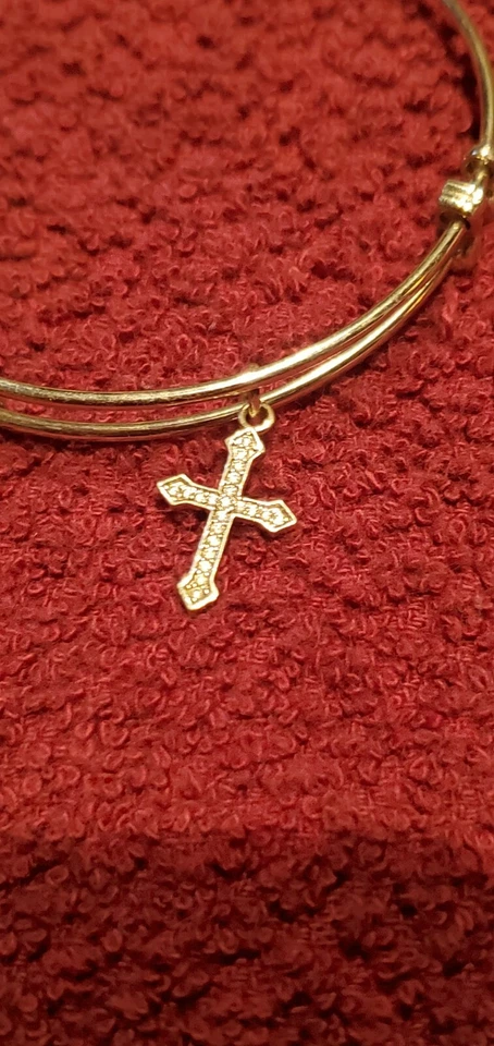 Pulsera Angélica Cruz Dije Tono Plateado Foto 4 de 4