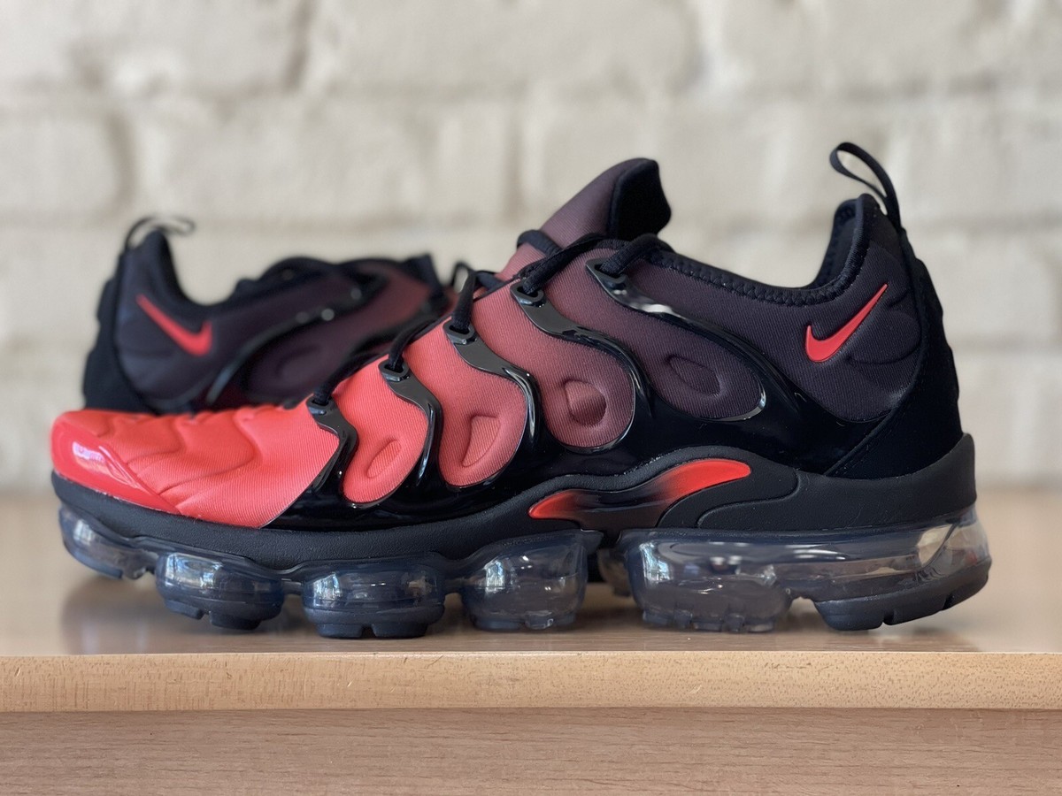 Nike Air Vapormax Plus Darth Maul Black Crimson Running DZ4857-001