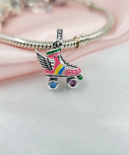 Charm For Bracelet Or Necklace Sterling Silver 925 Roller Blades - Picture 2 of 5