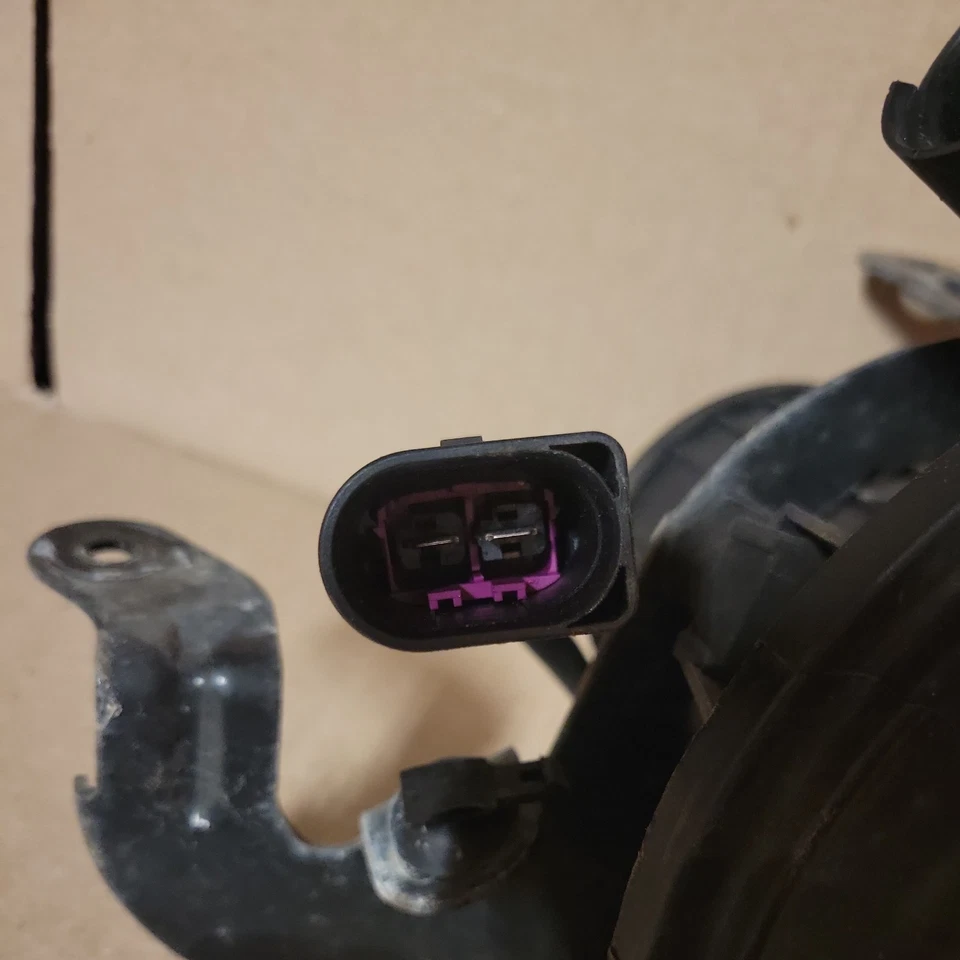 08-19 BOMBA DE INYECCIÓN DE AIRE SMOG SECUNDARIA AUDI S5 S4 A5 A6 A7 Q5 Q7 OEM 100923 Foto 3 de 4