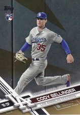 2017 Topps Update Searies Los Angeles Dodgers Cody Bellinger Base Gold 1259/2017