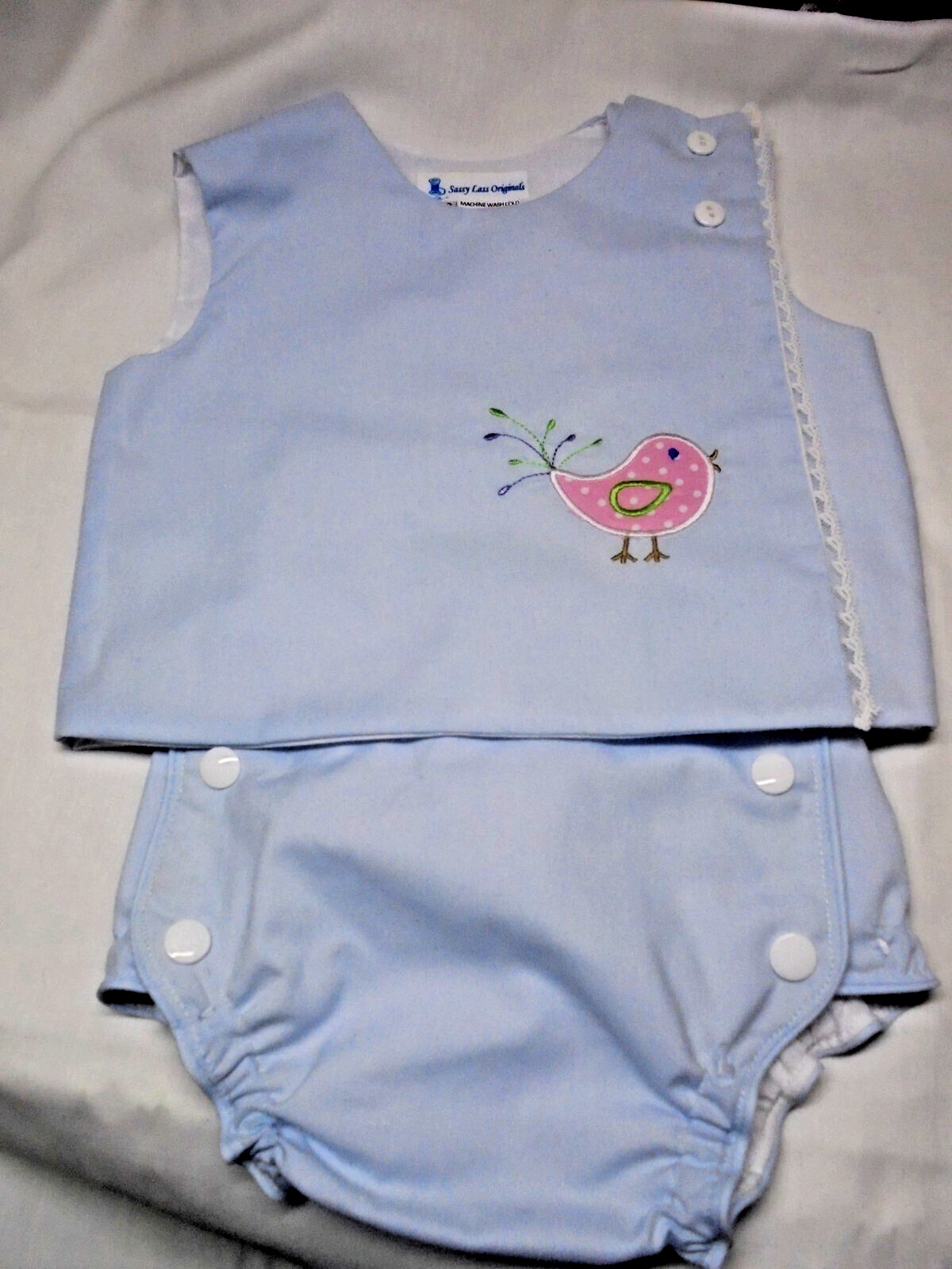 Baby Outfit-Girl-NB/Newborn Size-Embroidered &ldquo;Fancy Tail Bird" Top/Diaper Cover