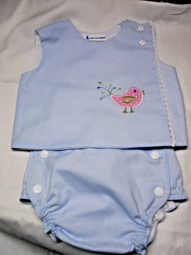 Baby Outfit-Girl-NB/Newborn Size-Embroidered “Fancy Tail Bird" Top/Diaper Cover
