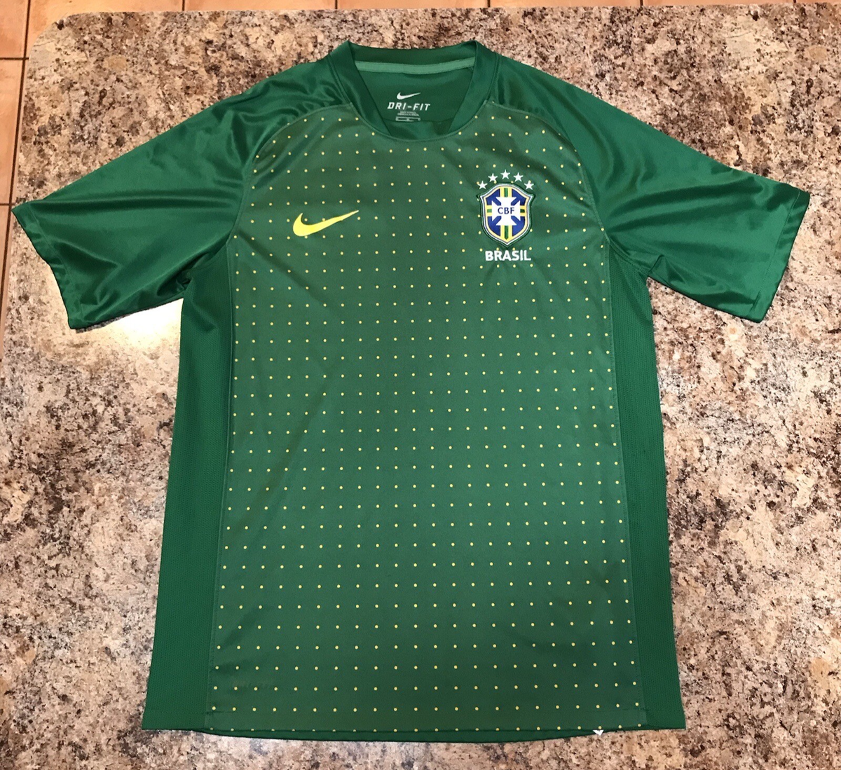 Nike Brazil CBF Soccer Jersey Mens Medium Green Yellow Dri-Fit
