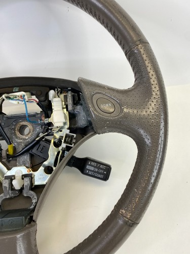 2001-2005 Lexus GS300 Left Driver Side Steering Wheel W/ Cruise Control OEM - Picture 7 of 15
