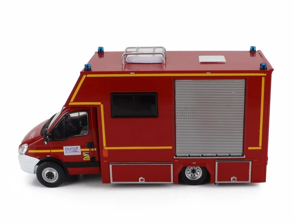 MODELLINO FURGONE STATICO HACHETTE IVECO DAILY VAN VIGILI DEL FUOCO 2014 1:43 - Immagine 3 di 3