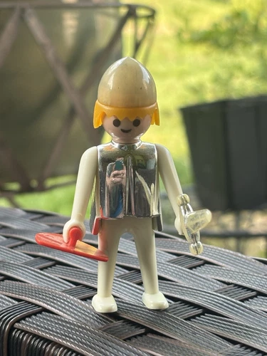 1974 Vintage Geobra Playmobil Silver White Knight Blonde Toy Figure complete