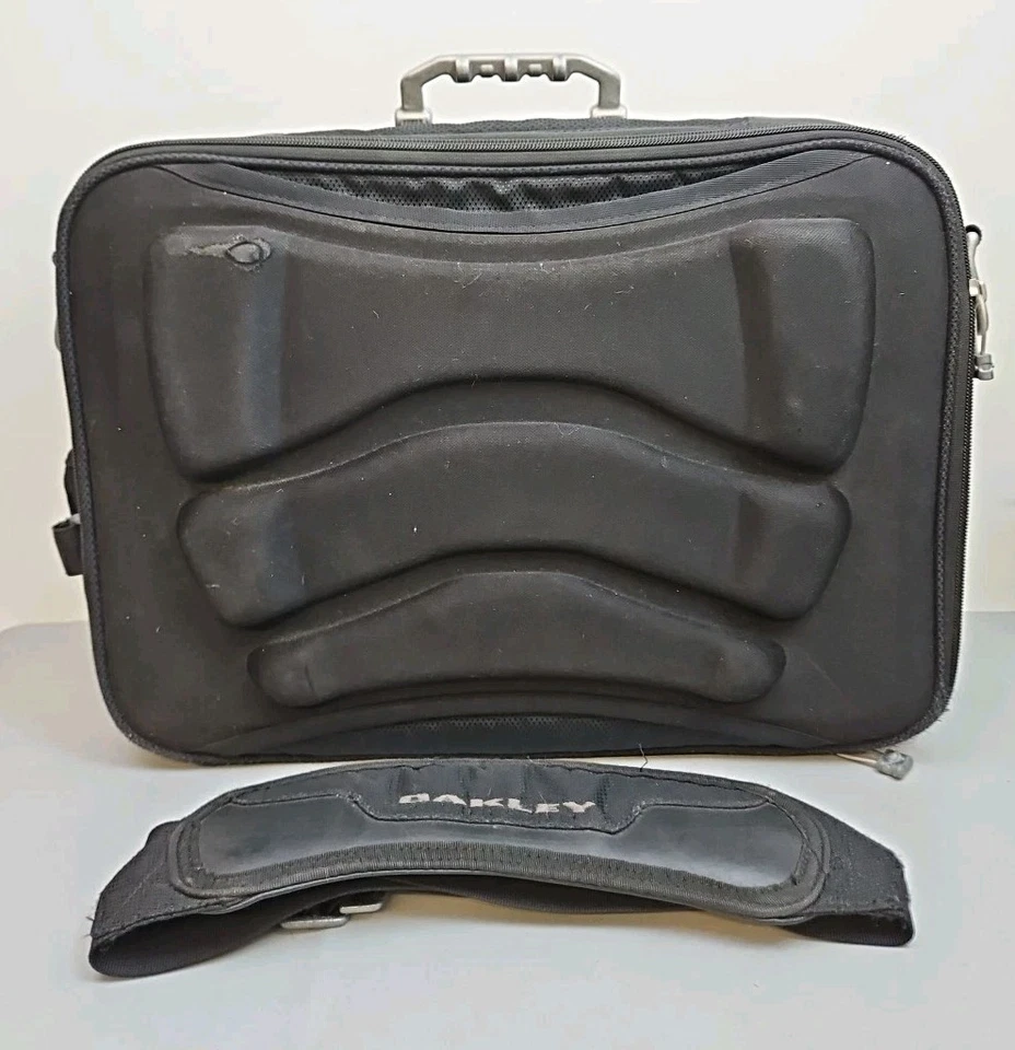 OAKLEY Hogar Oficina Maletín Fregadero Colección Equipo de Campo Táctico Bolso Negro Foto 2 de 4