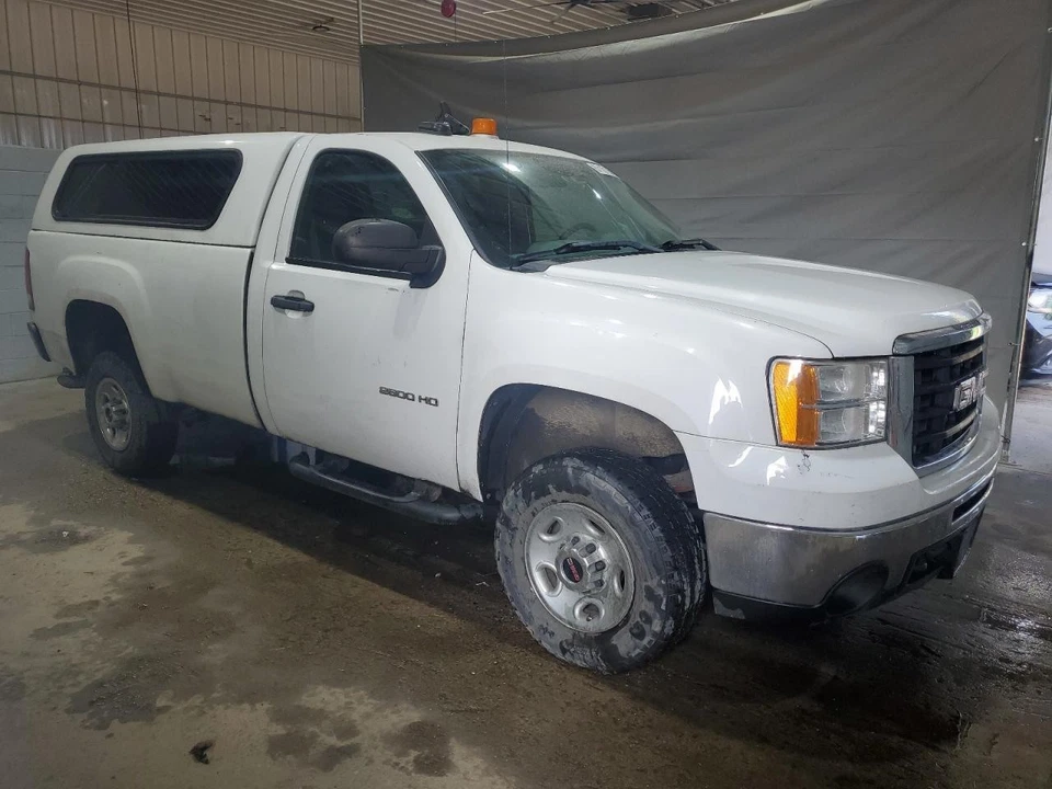Used Front Right Door Assembly Front fits: 2010 Gmc Sierra 2500 pickup R. thru 1 - Image 4 of 4