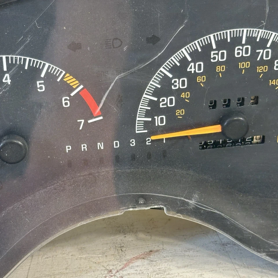 Conjunto de velocímetro Pontiac Grand Prix 3,8 L usado OEM 16238593 GM 98-03 Foto 4 de 4