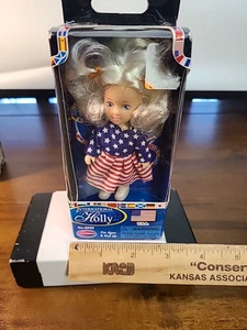 International (2004) USA 4”Holly Doll Rare #8890 Collectible Doll New