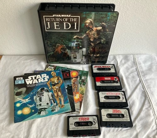 Lot Of (5) Vintage 1980s Star Wars Cassette Tapes & Books W ROTJ Carrying Case