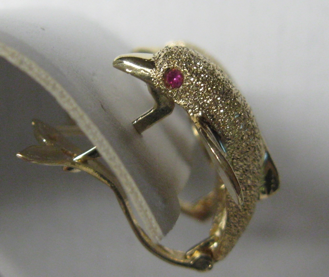 14K SOLID GOLD DOLPHIN RUBY LASER CLIP DANGLE HOO… - image 4