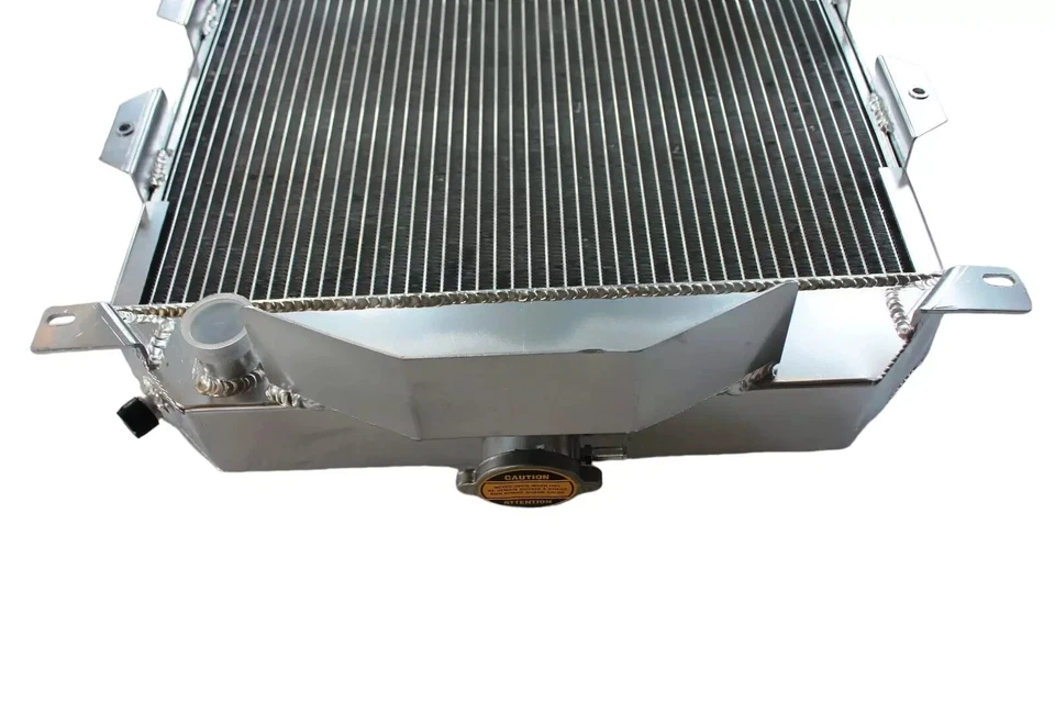 Radiadores de aluminio 68 mm MT para Austin Healey 100-4 1953 1954 1955 1956 Foto 2 de 4