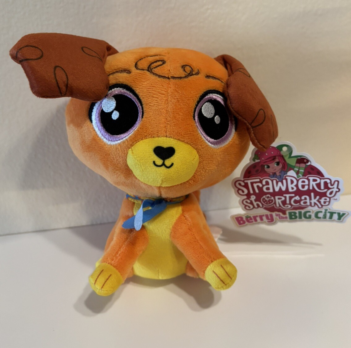 New Strawberry Shortcake Berry In The Big City - PUPCAKE Puppy Dog