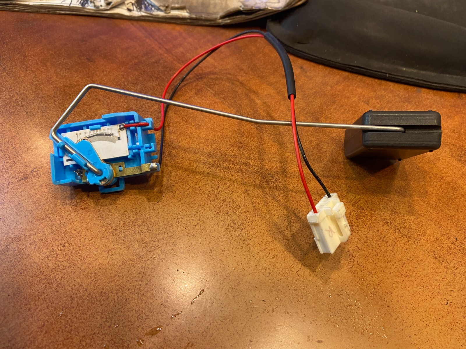 Fuel Tank Sending Unit AUTOTECNICA HY0514413 fits 20072010 Hyundai