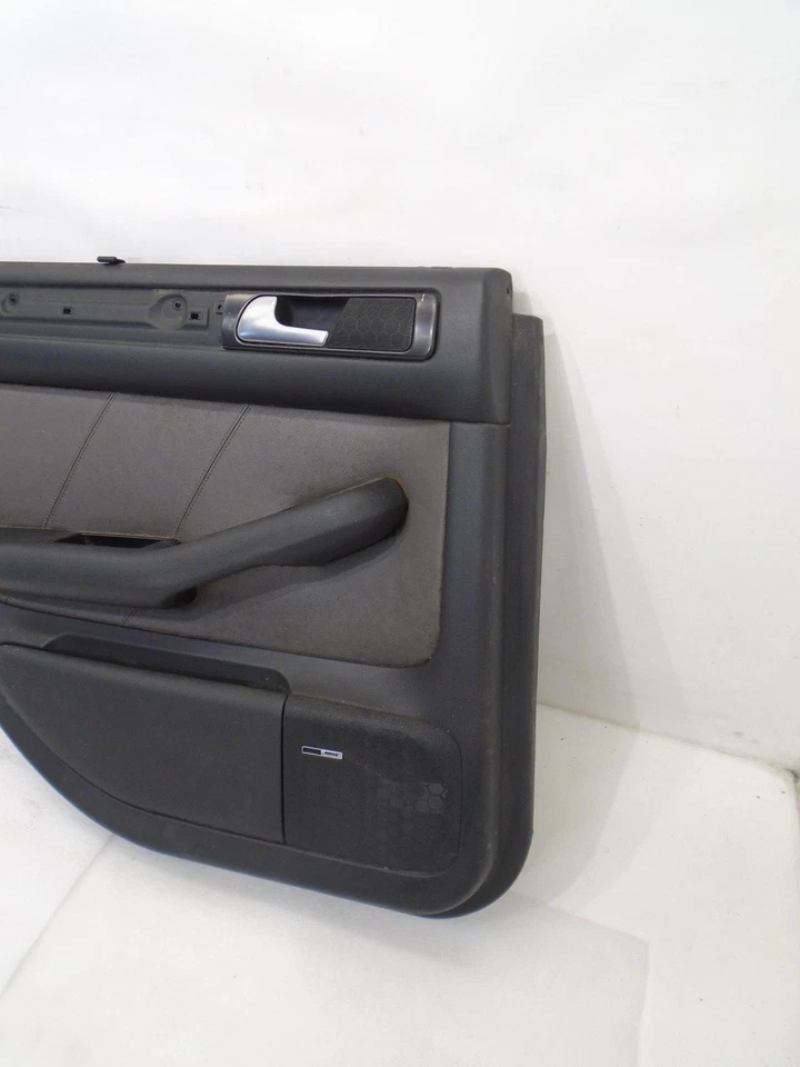 DK806162 2002-2005 AUDI A6 REAR DRIVER LEFT SIDE INTERIOR DOOR PANEL BLACK OEM - Image 3 of 4