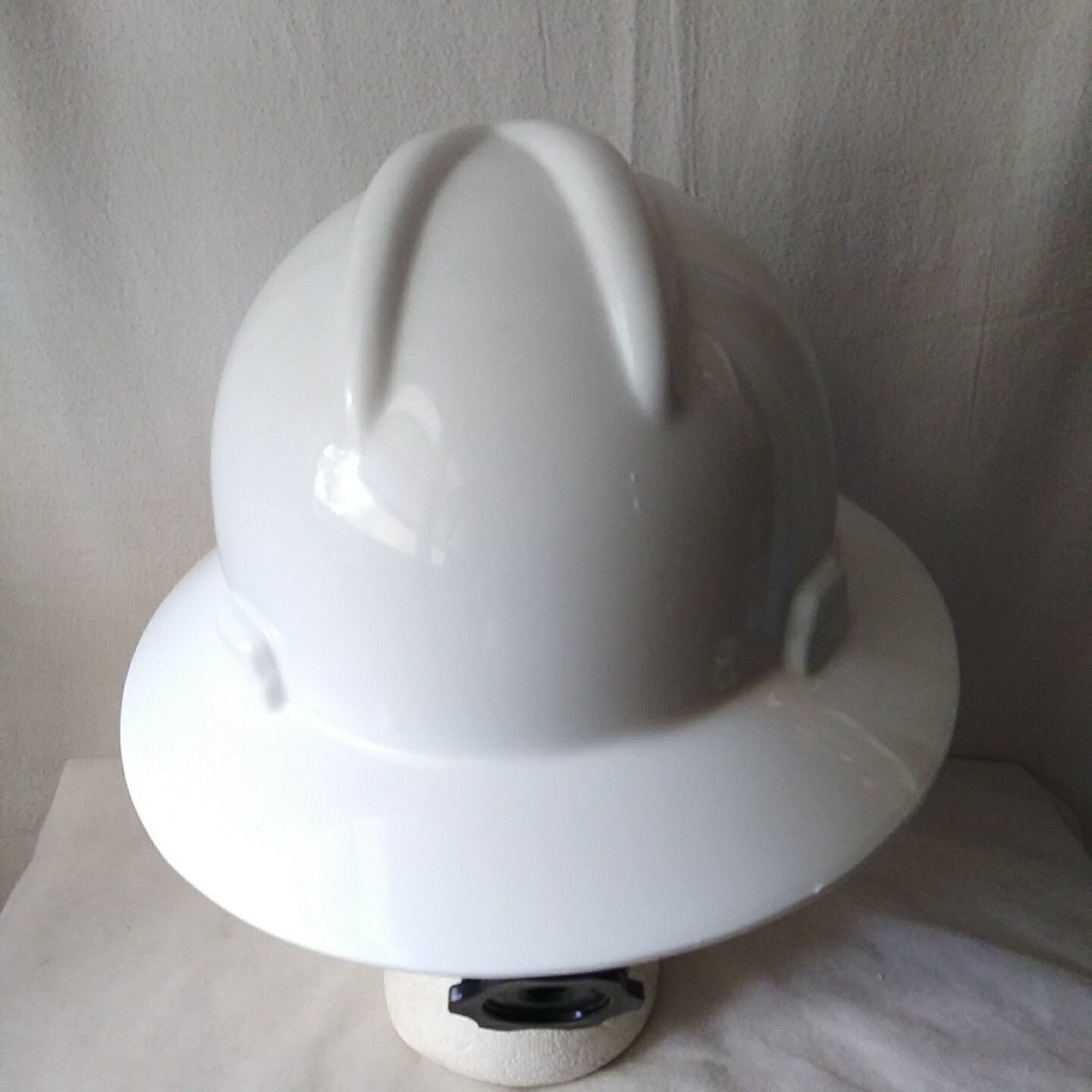 MSA V-Gard White Full Brim Hard Hat Fas-Trac Tampa Bay Rays Sticker Medium