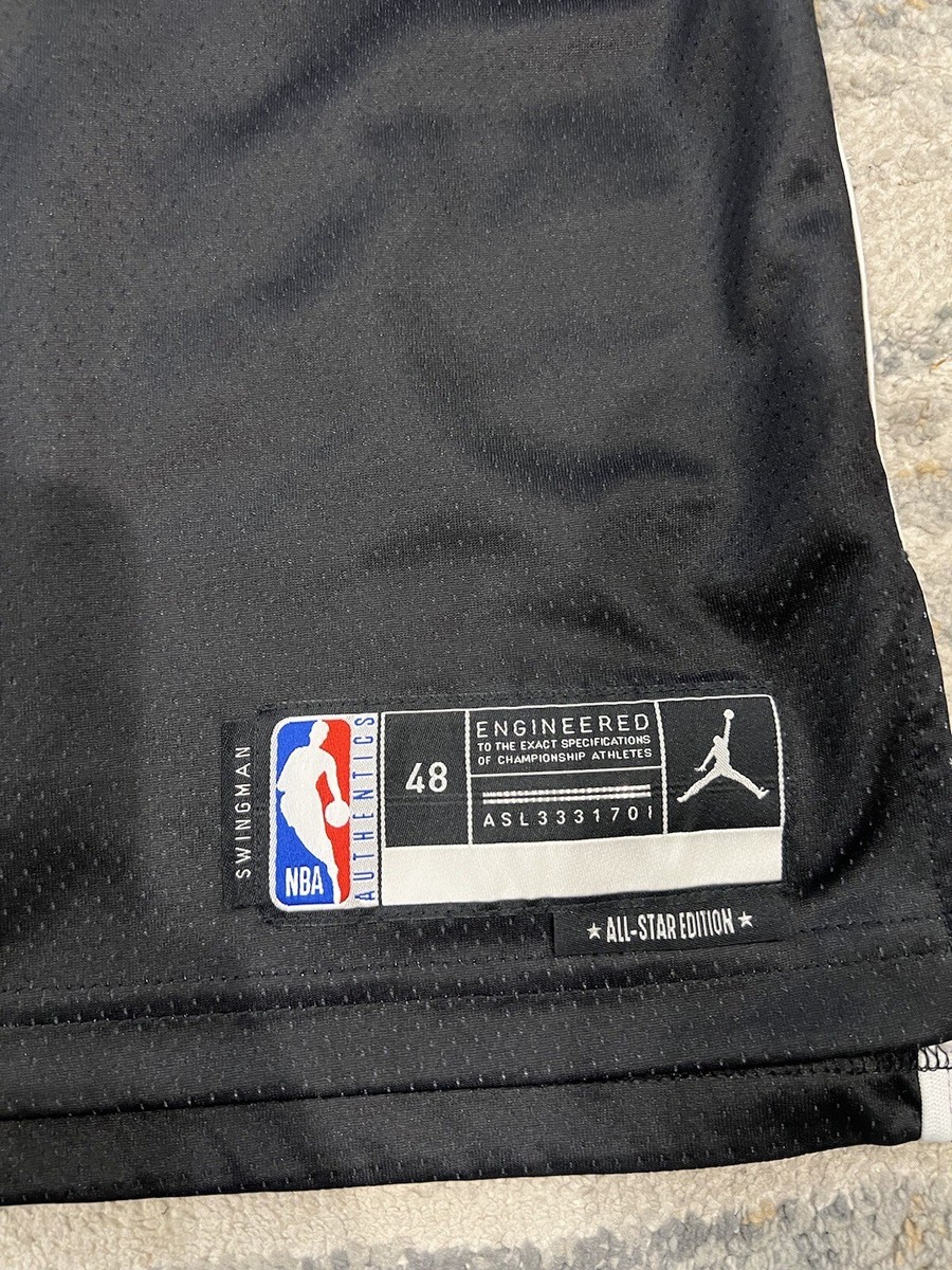 2019 NBAカード Trae Young サイン 10シリ s-l1600.jpg