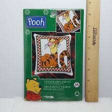 USA Made Disney Pooh Leisure Arts TIGGER PILLOW ORNAMENT Cross Stitch Kit - NOS