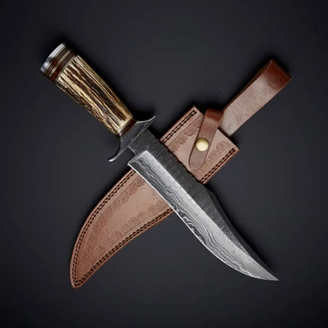 CUSTOM HANDMADE DAMASCUS STEEL BOWIE HUNTING KNIFE WITH HORN STAG HANDLE