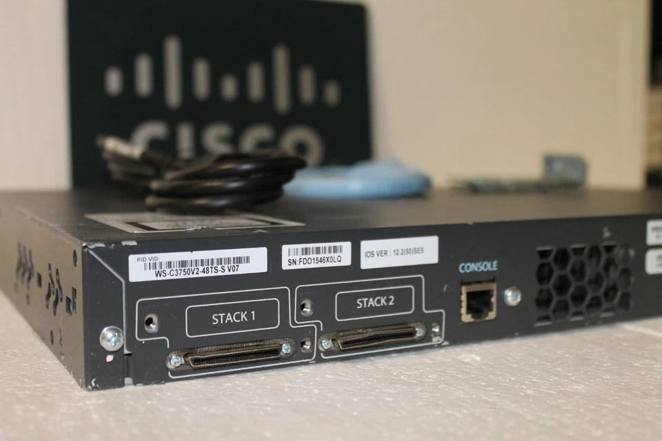 Cisco 3750 V2 48TS WS-C3750V2-48TS-S 48 Port Catalyst Switch WS-C3750-48TS-S - Image 4 of 4