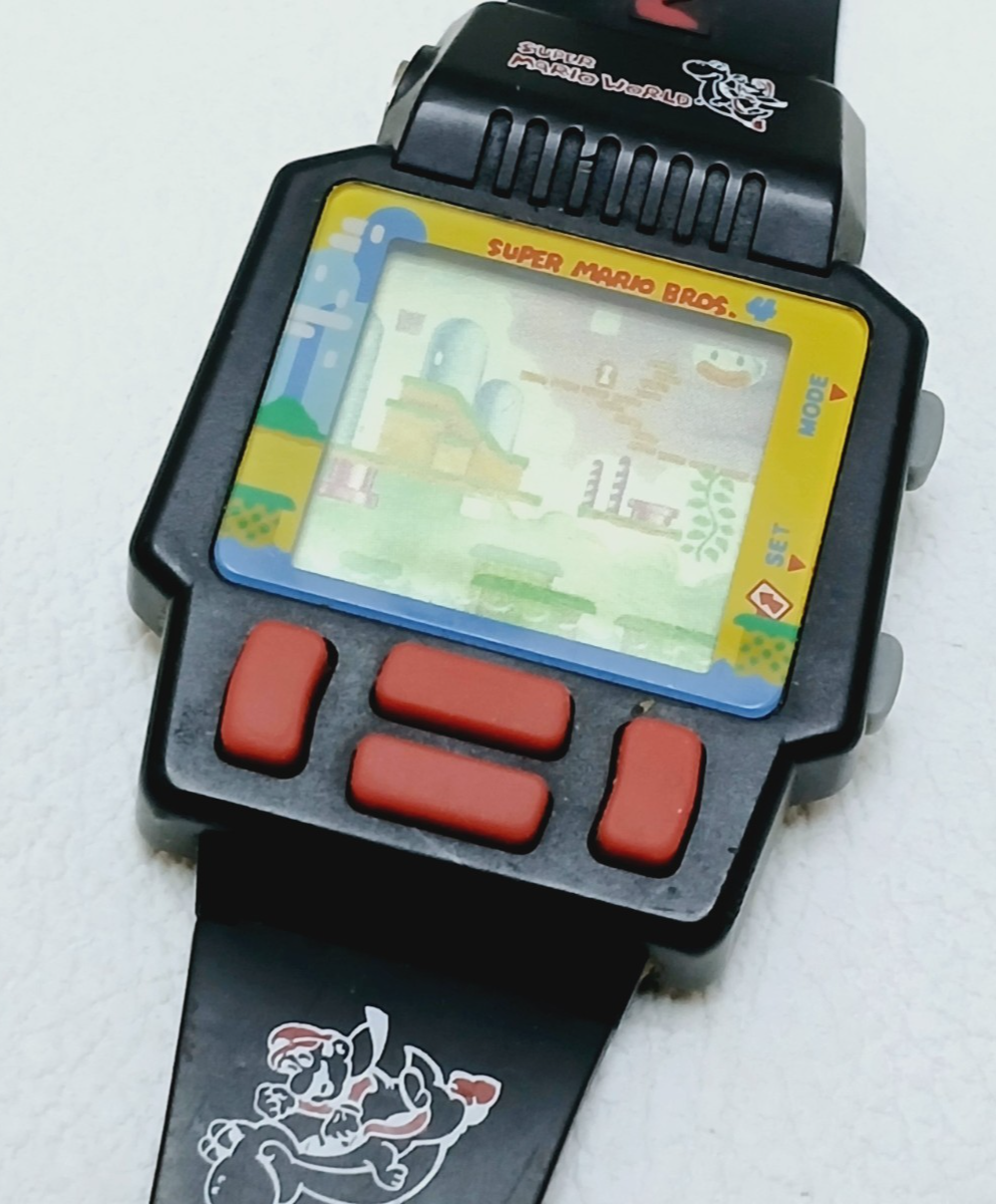 VINTAGE Nintendo Super Mario World game watch 1991 - Not working