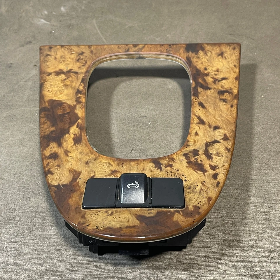 05-09 Mercedes W209 CLK350 consola central palanca de cambios bisel con interruptor OEM Foto 2 de 4