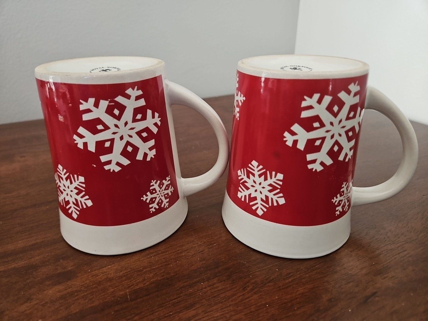 Royal Norfolk Snowflake Red White Coffee/Coco Mugs Cups - Set Of 2 Used