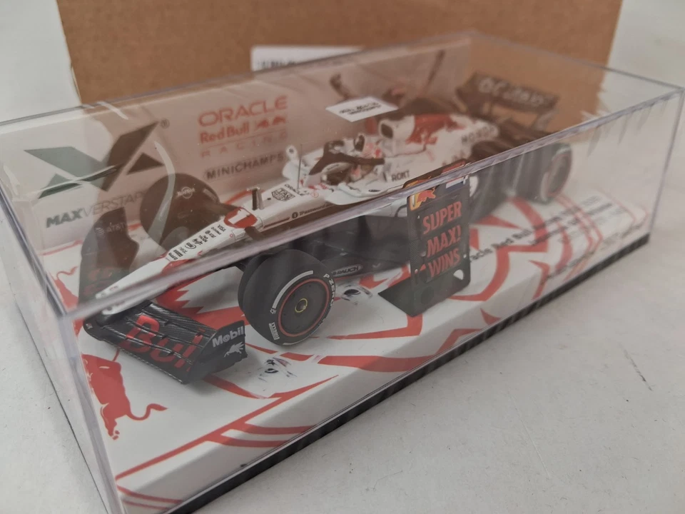 Minichamps Red Bull RB21 #1 Verstappen winner Japanese 2025 #177 1/43 447250301 - Immagine 3 di 4