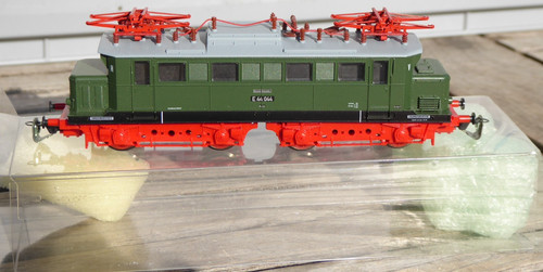 Tillig 02420 TT Elektrolok E 44 044 der DR Epoche 3/6 heute Werklok RAW Dessau | Zustand: Gebraucht
